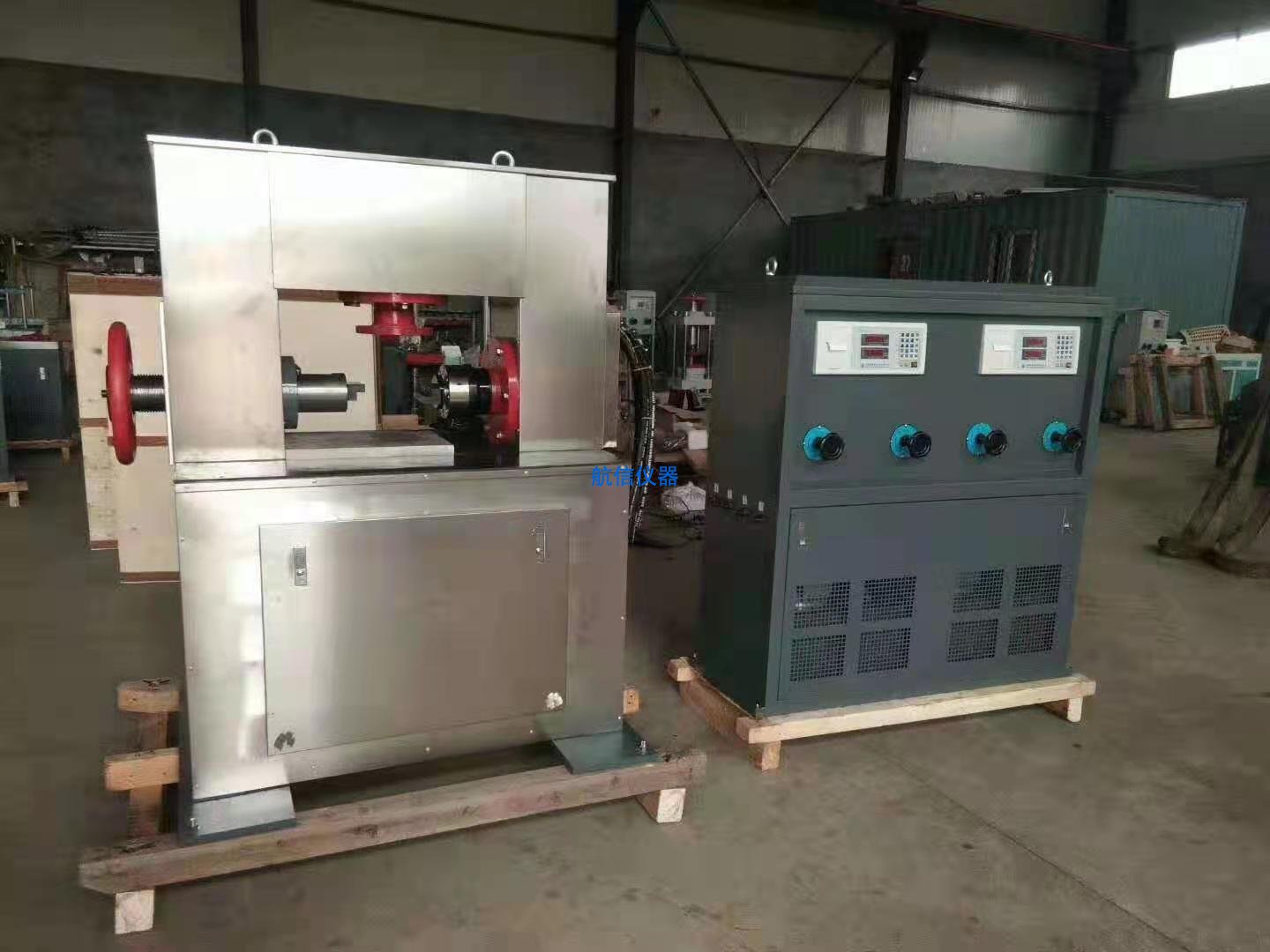 巖石壓剪試驗機(圖1) 巖石直剪儀