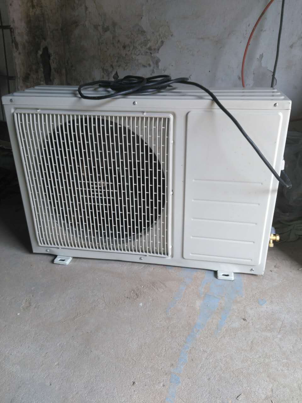 恒溫恒濕混凝土試塊養護設備按裝示意圖(混凝土試塊養護室設備圖片)(圖6) 胡英杰養護室2.jpg