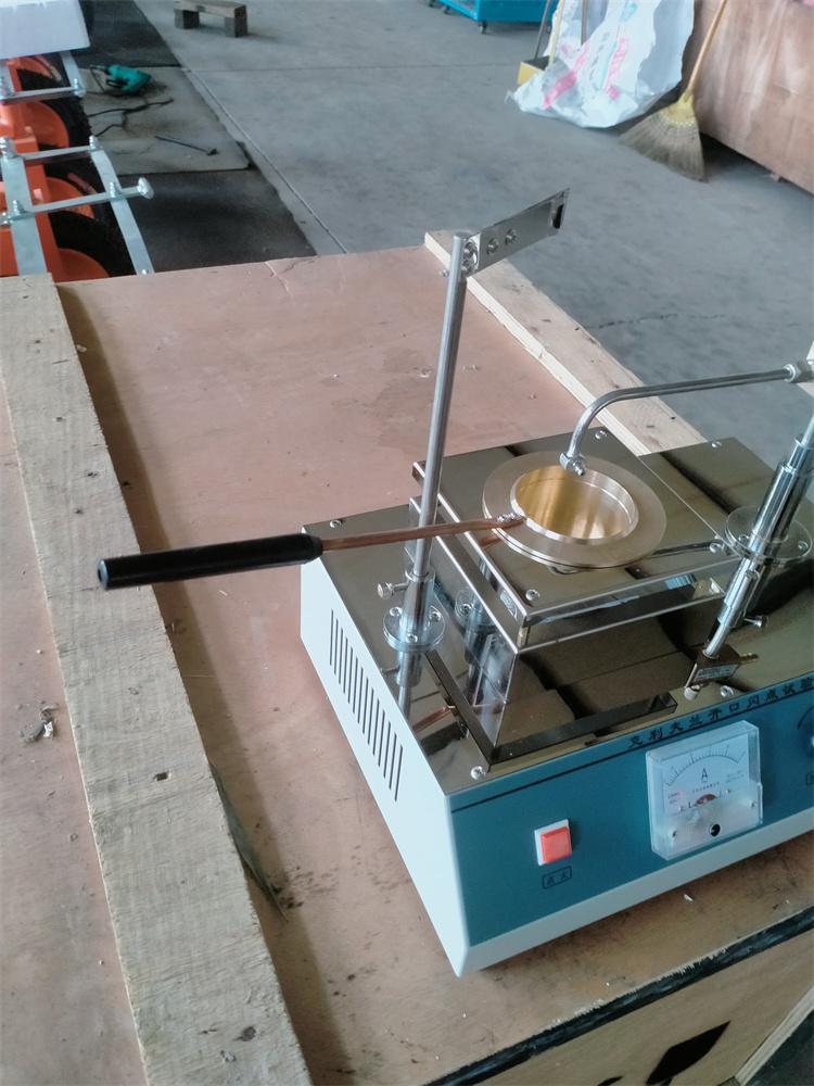 瀝青閃燃點測定儀(圖3) 瀝青閃燃點測定儀(圖3)