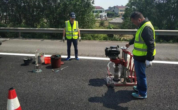 道路工程試驗儀器實操(路面壓實度連續測量操作應用)(圖1) 從**應用案例看路面壓實度連續測量,不再紙上談兵-歐美大地